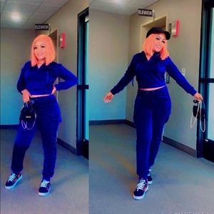 Meet your Posher, Tlove